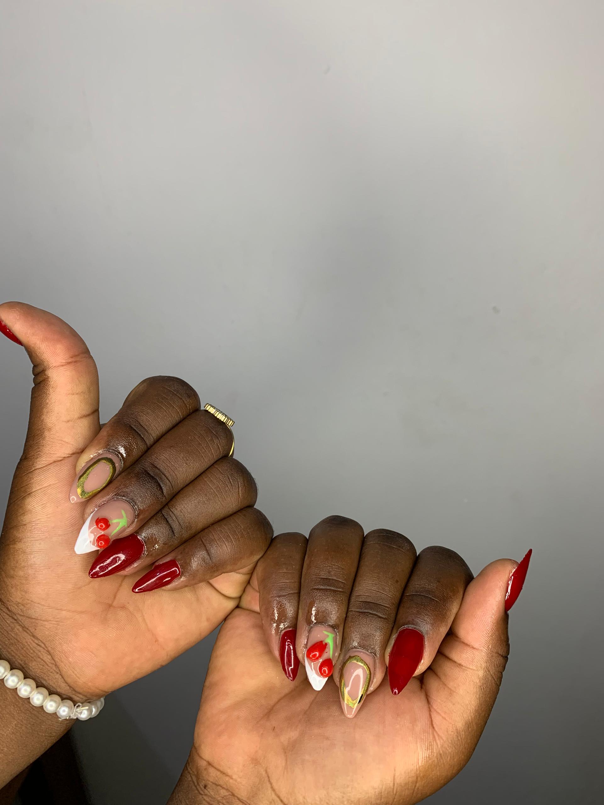 Gold Glitter Nails